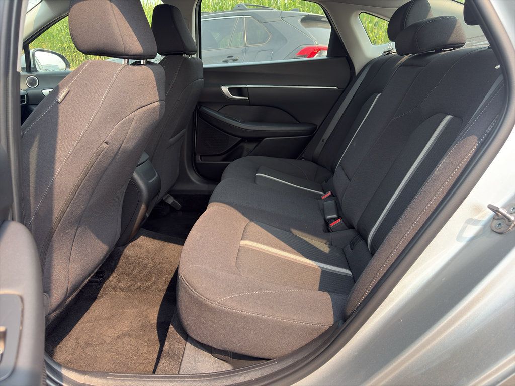 Used 2024 Hyundai Sonata SEL FWD image 12