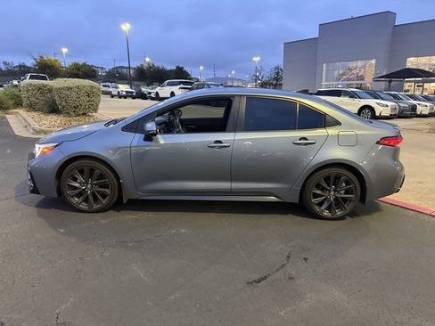 Used 2024 Toyota Corolla SE image 6