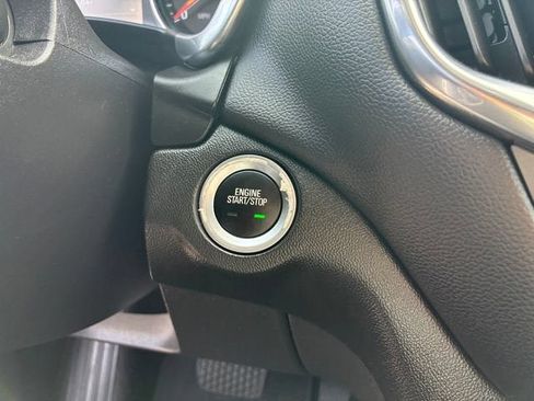 Used 2022 Chevrolet Equinox LT FWD image 29