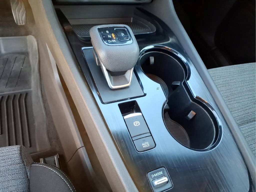 Used 2021 Nissan Rogue S FWD image 26