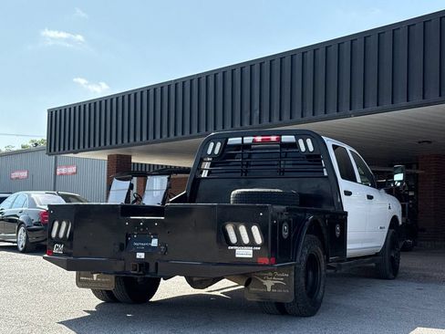 Used 2021 RAM 3500 Tradesman AWD/4WD image 9