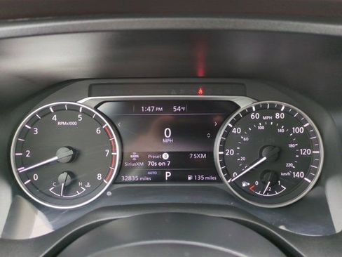 Used 2023 Nissan Rogue SV image 10