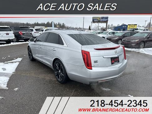Used 2013 Cadillac XTS Platinum image 3