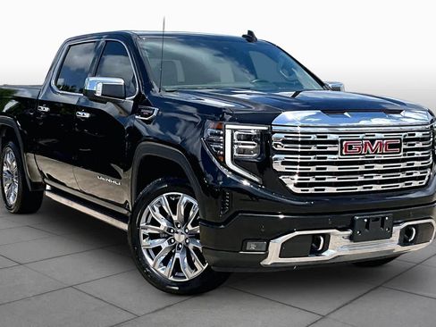 Used 2024 GMC Sierra 1500 Denali AWD/4WD image 3