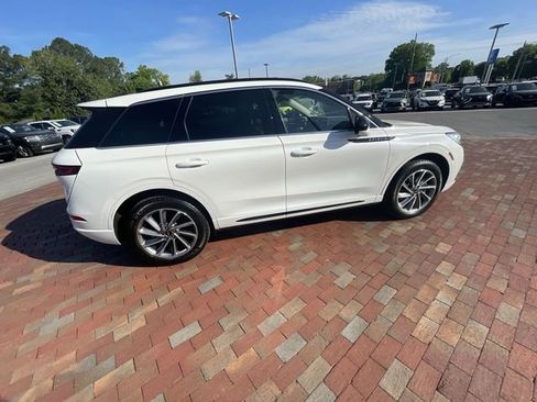 Used 2025 Lincoln Corsair Grand Touring AWD/4WD image 29