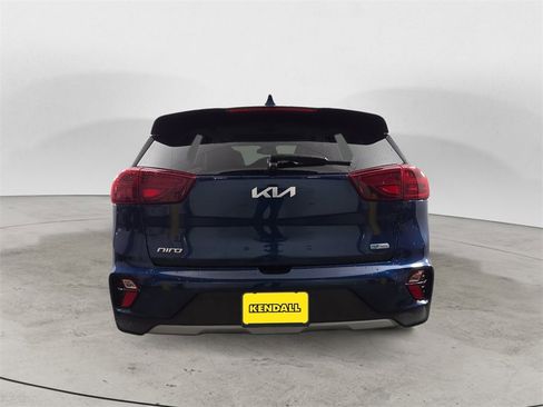 Used 2022 Kia Niro EX Premium image 4