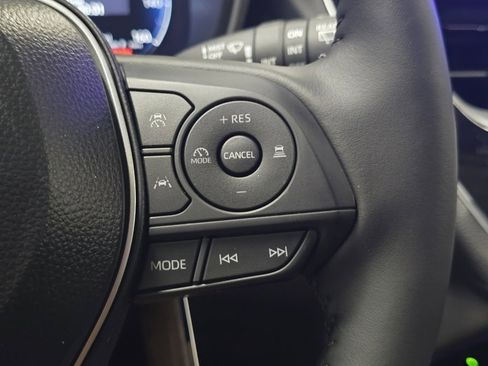 New 2026 Toyota Corolla Cross XLE image 30