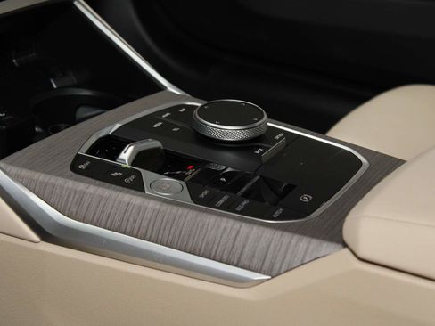 Used 2025 BMW 330i Sedan image 13