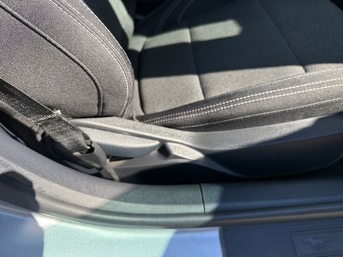 Used 2024 Ford Mustang Coupe image 31