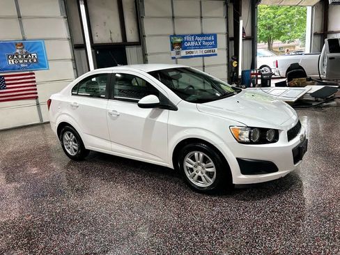 Used 2014 Chevrolet Sonic LT image 1