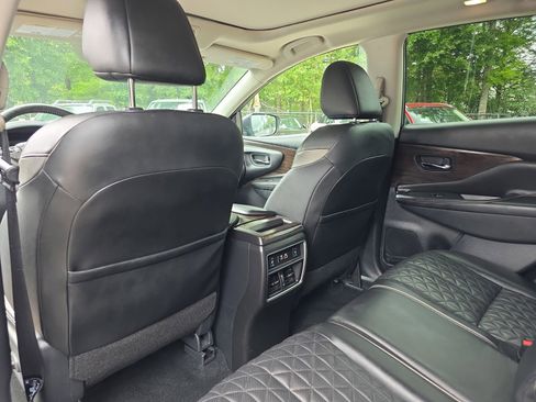 Used 2019 Nissan Murano Platinum FWD image 36