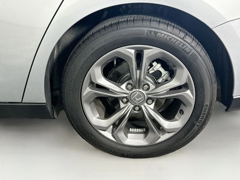 Used 2024 Honda Accord EX image 11