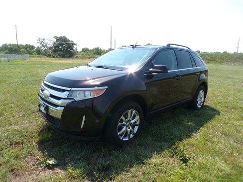 Used 2013 Ford Edge Limited AWD/4WD image 8