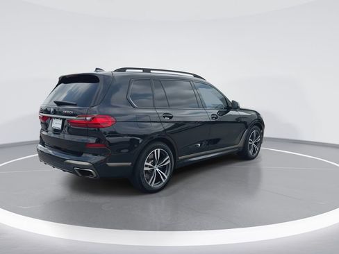 Used 2022 BMW X7 M50i w/ Cold Weather Package AWD/4WD image 8