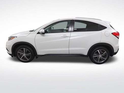 Used 2022 Honda HR-V EX image 2