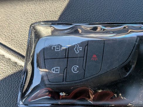 Certified 2025 Chevrolet Silverado 1500 LT image 37