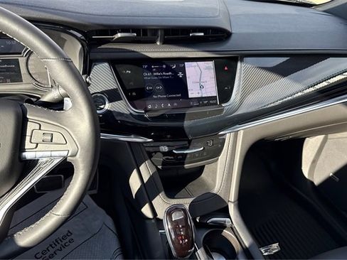 Used 2024 Cadillac XT6 Sport image 13