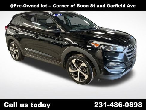 Used 2016 Hyundai Tucson Sport AWD/4WD image 7
