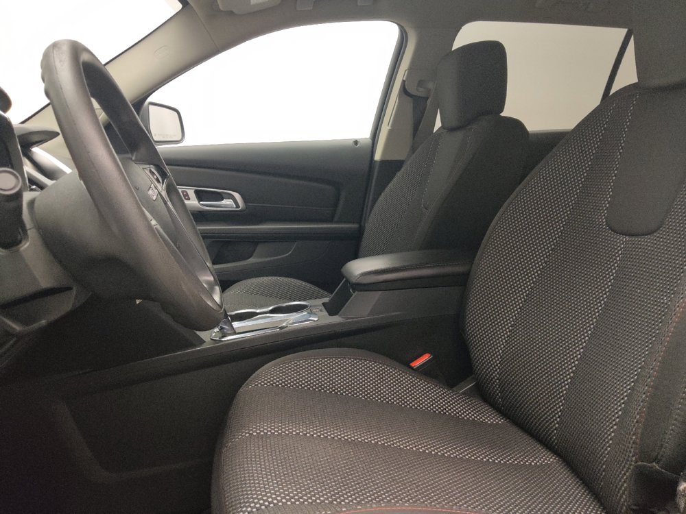 Used 2017 GMC Terrain SLE FWD image 17