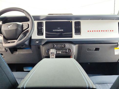 New 2026 Ford Bronco Heritage Edition AWD/4WD image 19