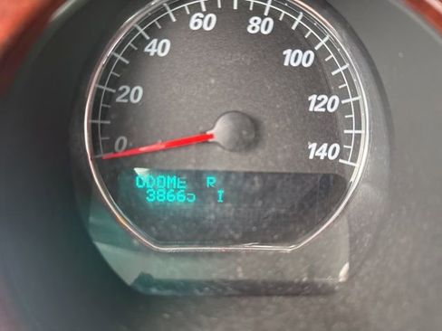 Used 2008 Buick Lucerne CXL w/ Luxury Package image 3