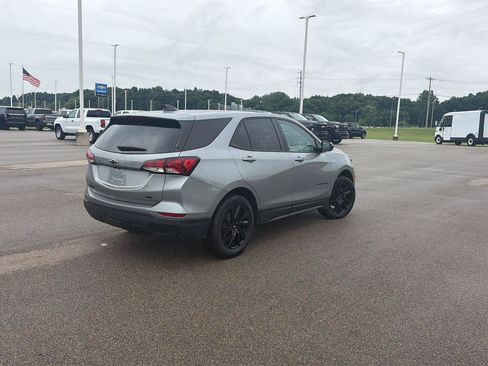 Used 2024 Chevrolet Equinox LS w/ LS Convenience Package AWD/4WD image 6