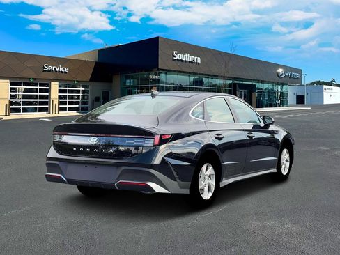 New 2026 Hyundai Sonata SE image 8