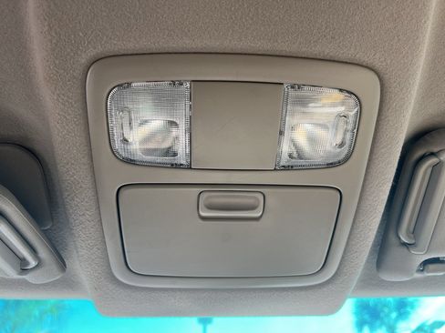 Used 2007 Toyota 4Runner SR5 RWD image 27