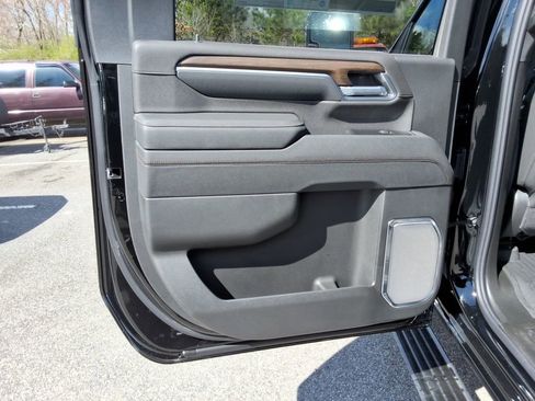 New 2026 Chevrolet Silverado 3500 High Country w/ High Country Premium Package image 17