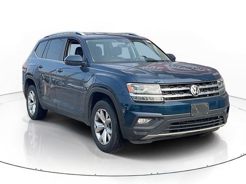 Used 2019 Volkswagen Atlas SE FWD image 2