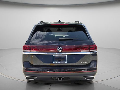 Certified 2026 Volkswagen Atlas SE w/ Panoramic Sunroof Package FWD image 5