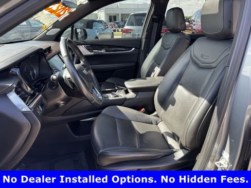 Used 2023 Cadillac XT6 Premium Luxury FWD image 12