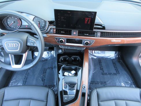 Used 2024 Audi A4 2.0T Premium image 45