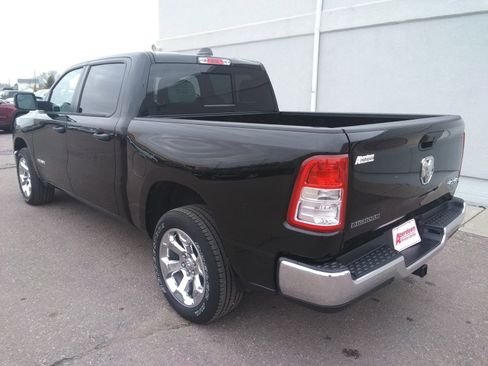 Used 2023 RAM 1500 Big Horn AWD/4WD image 7