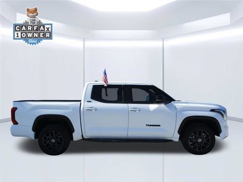 Used 2024 Toyota Tundra SR5 w/ SR5 Premium Package AWD/4WD image 8