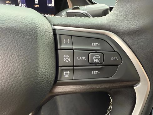 New 2026 Jeep Grand Cherokee Altitude AWD/4WD image 23