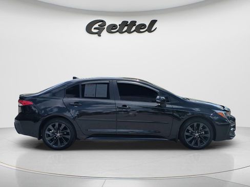 Certified 2024 Toyota Corolla SE image 3