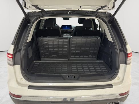 Used 2026 Lincoln Aviator 2WD image 26