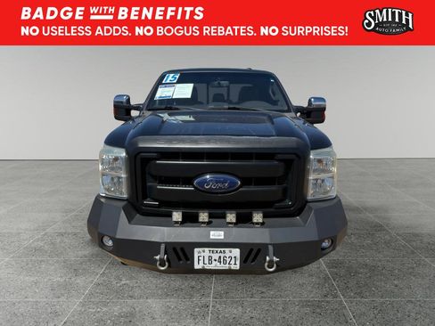 Used 2015 Ford F250 Lariat w/ Lariat Ultimate Package image 8