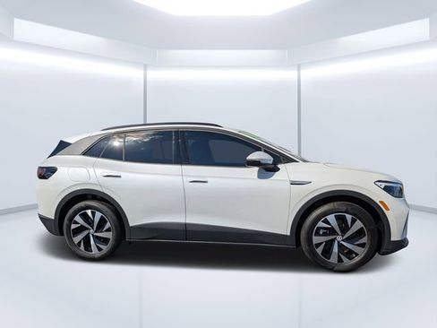 New 2025 Volkswagen ID.4 Pro image 2