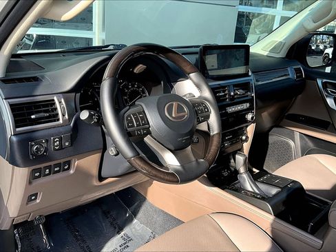 Used 2023 Lexus GX 460 Premium w/ Premium Package AWD/4WD image 14