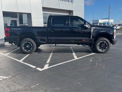 Used 2025 Ford F350 King Ranch w/ Tremor Off-Road Package image 7