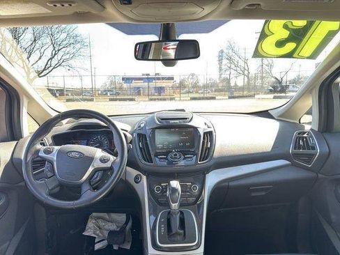 Used 2013 Ford C-MAX SEL FWD image 19