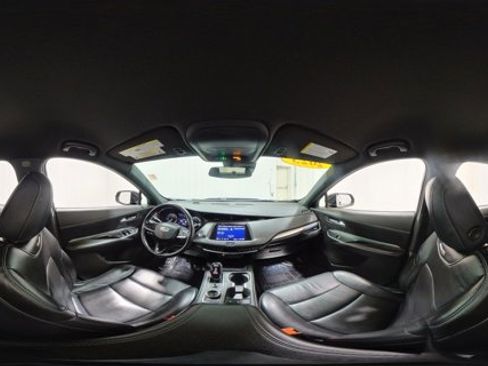 Used 2023 Cadillac XT4 Premium Luxury image 42