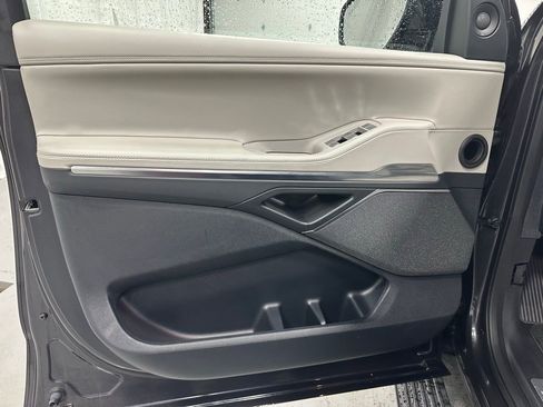 Used 2025 Lincoln Navigator L Reserve image 8