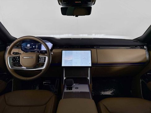 Certified 2025 Land Rover Range Rover Long Wheelbase SE AWD/4WD image 34