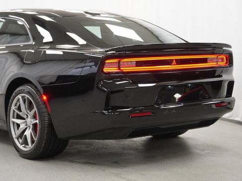 Used 2025 Dodge Charger R/T Scat Pack w/ Track Pack image 14
