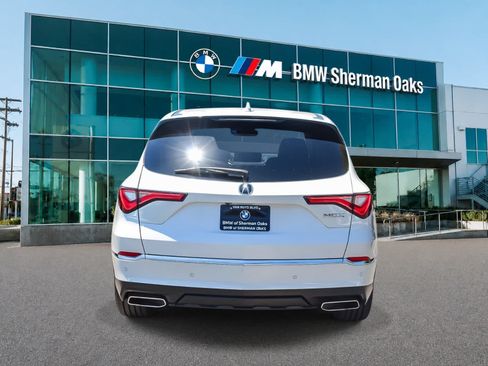 Used 2023 Acura MDX FWD w/ Technology Package image 5