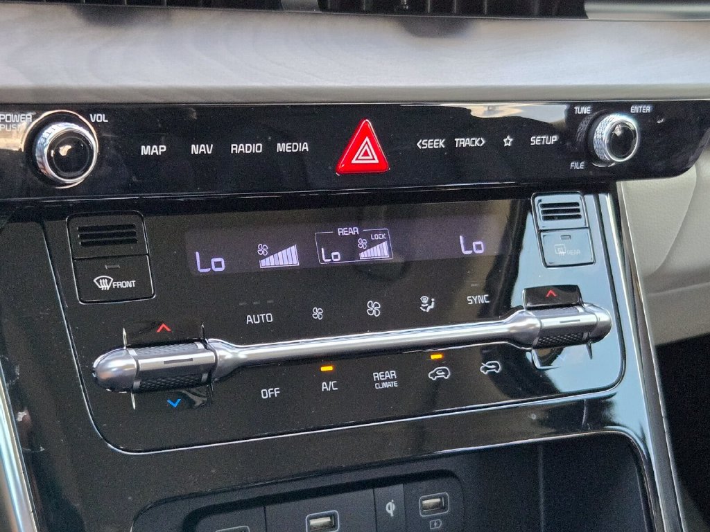 Used 2022 Kia Carnival SX FWD image 19