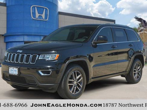 Used 2018 Jeep Grand Cherokee Laredo RWD image 1